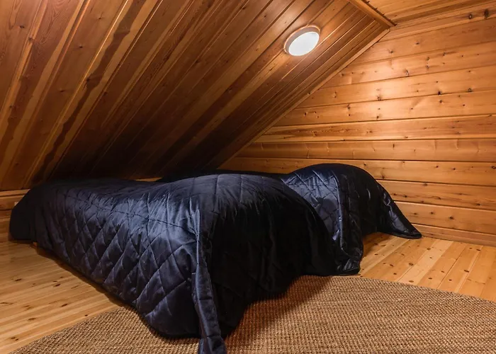 Holiday home Rinnerasti B 6 *